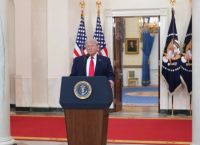 Τραμπ σε Ιράν: Κάντε συμφωνία πριν να είναι αργά και δεν μείνει τίποτα–«Σας περιμένουμε» απαντά η Τεχεράνη