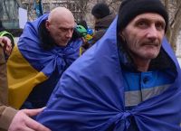 Ουκρανία και Ρωσία ανταλλάσσουν κρατούμενους πριν από την εκεχειρία του ορθόδοξου Πάσχα