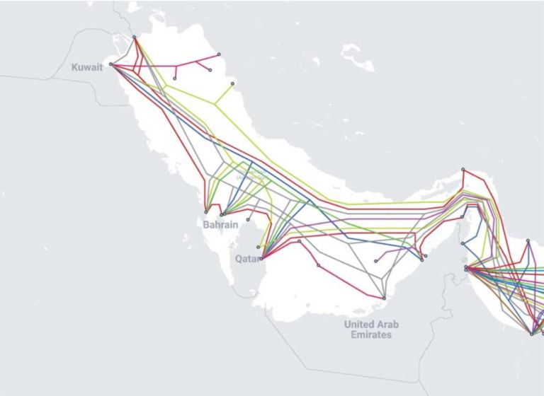 Υποθαλάσσια καλώδια στο στόχαστρο: Ο Πόλεμος στο Ιράν απειλεί την «αόρατη ραχοκοκαλιά» του διαδικτύου