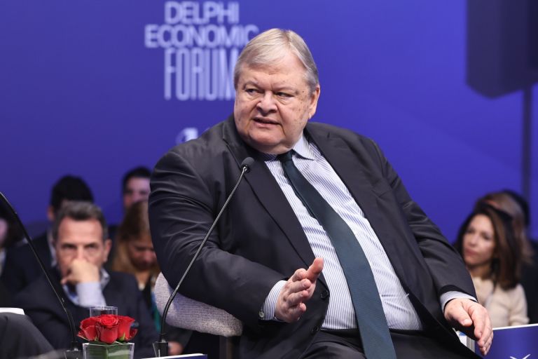 Βενιζέλος: Οι επιθέσεις στην Κοβέσι καθιστούν απολύτως υποχρεωτική την ανανέωση της θητείας