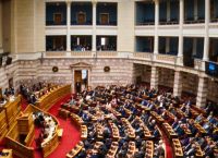 Βουλή σε πολιτική απογείωση: Κράτος Δικαίου, Λαζαρίδης και συνταγματική αντεπίθεση