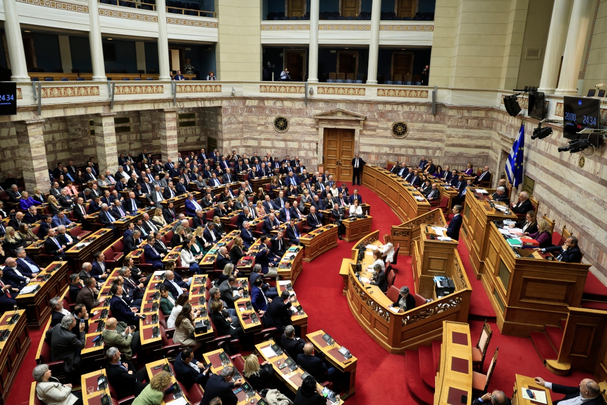 Ρήγμα στη ΝΔ: Το μήνυμα Μητσοτάκη και η κρίσιμη μάχη των “11+2” βουλευτών