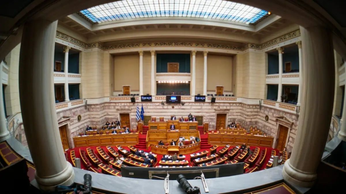 Κράτος Δικαίου στη Βουλή: Σκληρή αντιπαράθεση για την ημερομηνία συζήτησης