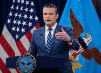 «Νίκη» με στρατό σε ετοιμότητα: Το Πεντάγωνο πανηγυρίζει, αλλά μένει… στον Περσικό