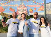 Όλα κερασμένα στο Athens Street Food Festival από τον Μάκη που κέρδισε το Eurojackpot