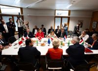 “Europe Moves Its Borders Outside Europe: Return Hubs Plan Sparks Political Earthquake”