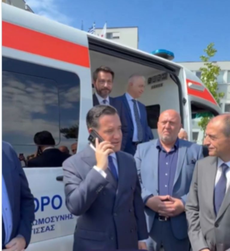 Συγκίνηση Άδωνι: Φτωχή αγρότισσα δώρισε ασθενοφόρο στο ΓΝ ΒΕΡΟΙΑΣ