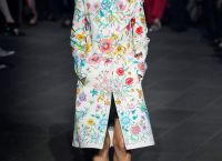 Η Gucci έκανε την Times Square πασαρέλα – Σίντι Κρόφορντ και Τομ Μπρέιντι στη νέα συλλογή
