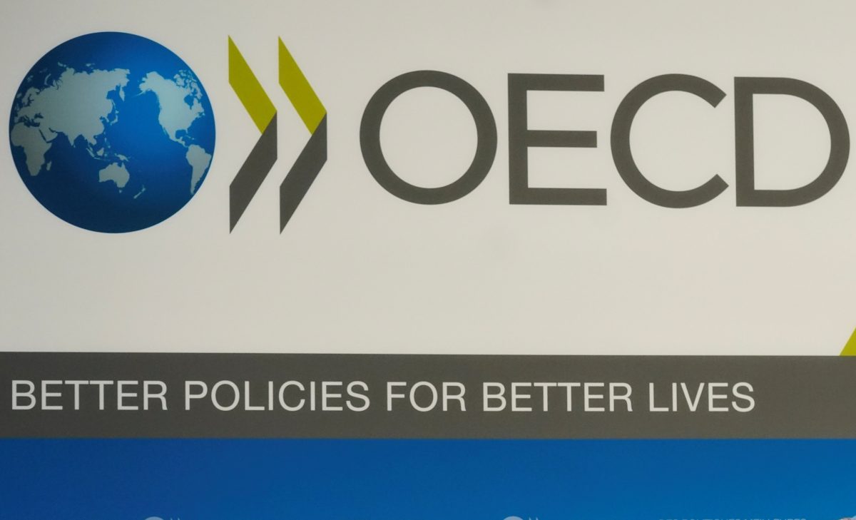 ΟΟΣΑ: Πρωτιά της Ελλάδας στην αύξηση εισοδήματος των νοικοκυριών