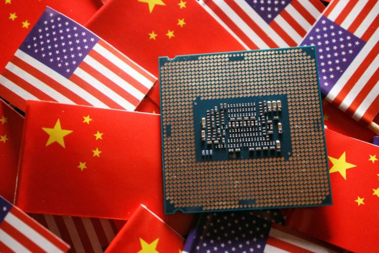 ΗΠΑ-Κίνα: Τα AI chips ως νέο όπλο στον τεχνολογικό ανταγωνισμό