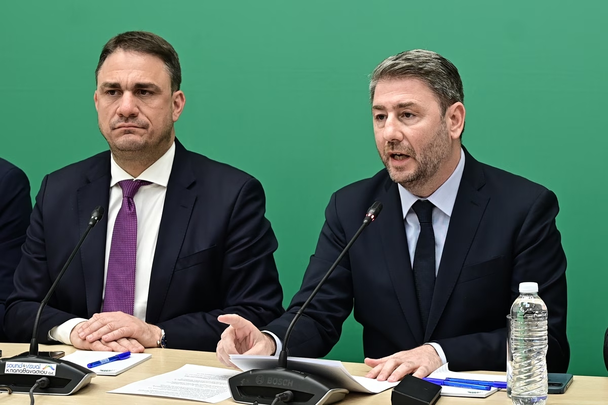 ΠΑΣΟΚ κατά Μητσοτάκη: «Ο Δένδιας γκρέμισε το αφήγημα των “ήρεμων νερών”»