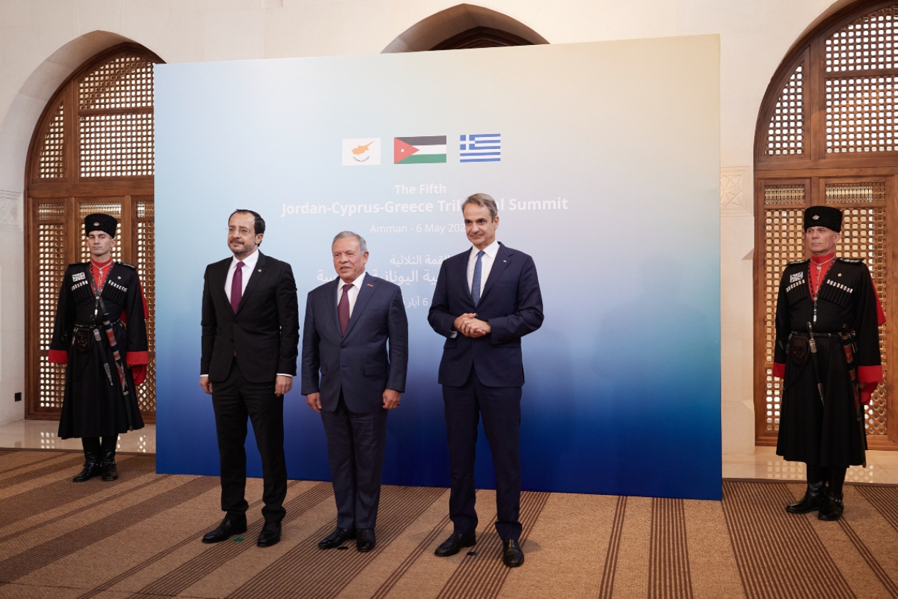 Μητσοτάκης–Αμπντάλα–Χριστοδουλίδης: Ανησυχία για Μέση Ανατολή – Μήνυμα ισχύος από Αμμάν