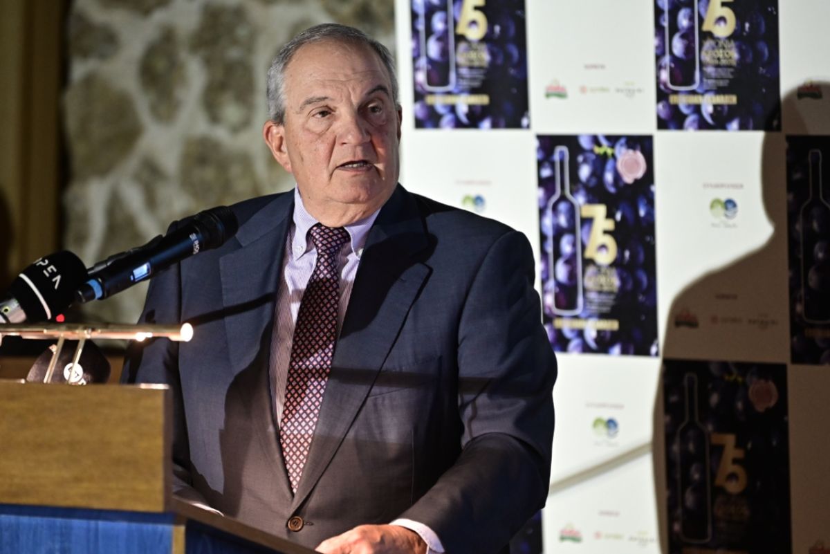 Καραμανλής: «Σκανδαλώδης και πελατειακή η διαχείριση ενισχύσεων» – Σφοδρά πυρά για αγροτικό