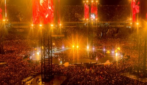 Metallica στην Αθήνα: Το ΟΑΚΑ «σείστηκε» στην ιστορική επιστροφή του θρυλικού συγκροτήματος
