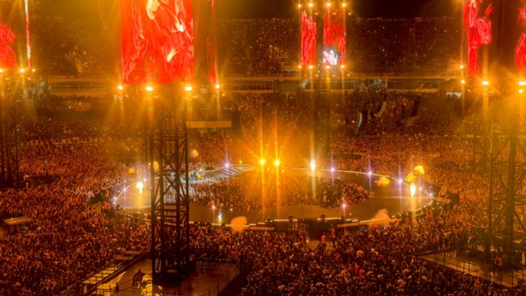 Metallica στην Αθήνα: Το ΟΑΚΑ «σείστηκε» στην ιστορική επιστροφή του θρυλικού συγκροτήματος