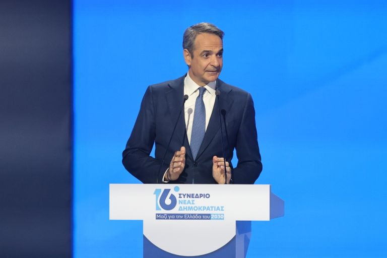 Σήμα συσπείρωσης και προβληματισμού στο συνέδριο της ΝΔ – Οι αιχμές Δένδια για τις δημοσκοπήσεις