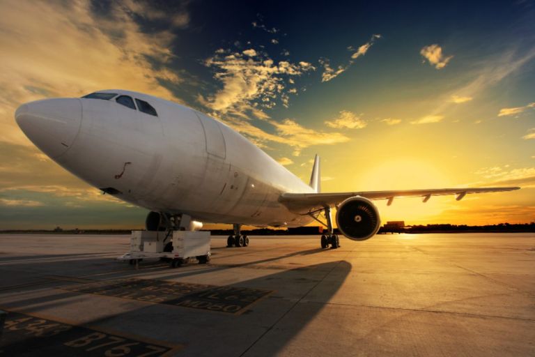 IEA: Η Ευρώπη δεν μπορεί να καλύψει το κενό στα αεροπορικά καύσιμα