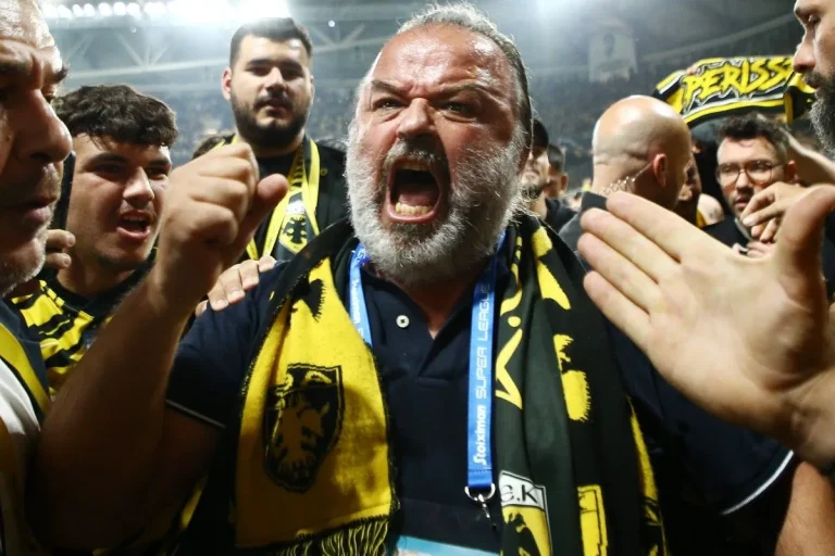 ΑΕΚ: Ο Ηλιόπουλος πρώτος στην ανάβαση Κύμης και μετά… κατευθείαν στη φιέστα τίτλου