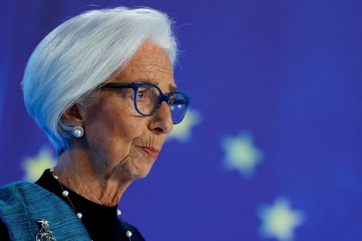Λαγκάρντ: Σταθμίζει πληθωρισμό και επιτόκια μετά το σοκ στη Μέση Ανατολή