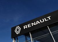 Renault: Άντλησε σχεδόν 1 δισ. δολάρια με γιγαντιαία έκδοση ομολόγων Samurai