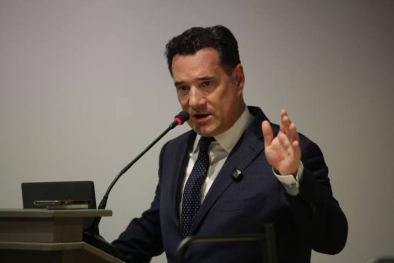 Άδωνις στο MEGA: «Η πατρίδα είναι πατρίδα όταν στηρίζει τους ανθρώπους της» [vid,pics]