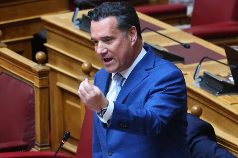 Άδωνις εναντίον Βελόπουλου: Η σκληρή μάχη στη Βουλή για Ρωσία, ενέργεια και εθνική γραμμή