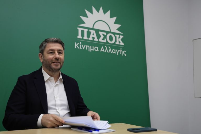 Ανδρουλάκης στο TikTok για 4ήμερη εργασία: «Λιγότερο burnout, μεγαλύτερη παραγωγικότητα»