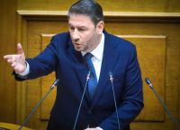 Υποκλοπές: “Εθνική προδοσία” καταγγέλλει ο Ανδρουλάκης στη Βουλή – Σφοδρή επίθεση στην κυβέρνηση