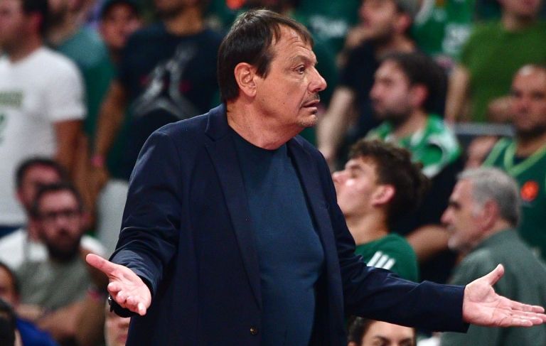 Αταμάν: «Σε 25 χρόνια στην EuroLeague δεν έχω ξαναδεί κάτι τέτοιο, όσο αυτό που γίνεται απόψε»