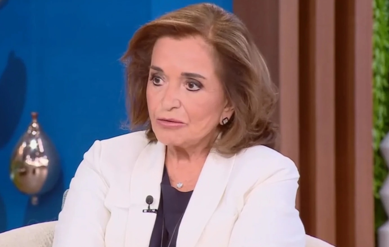 Ντόρα Μπακογιάννη: «Πρέπει να είσαι πολύ τυχερός για να ερωτευτείς τρελά δύο φορές στη ζωή»