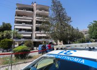 Ηλιούπολη 17χρονες: «Ζήτησαν τα κλειδιά της ταράτσας και μετά ακούστηκε το μπαμ»