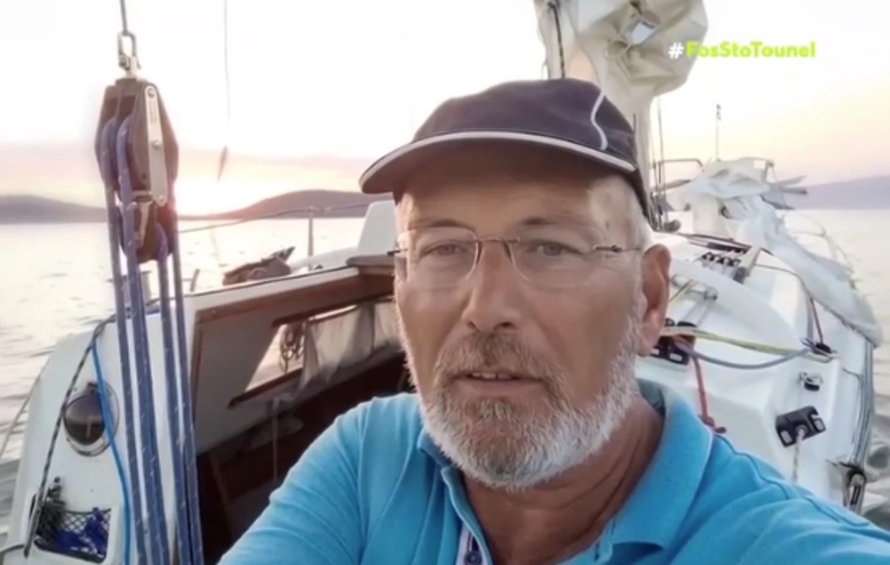 Θρίλερ με τον Σπύρο Ρέτσα: Το ταξί τον άφησε στην παραλία «Πεθαμένος» και μετά χάθηκαν τα ίχνη του