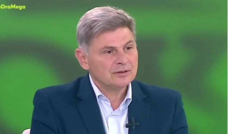 Φαραντούρης για προσχώρηση στο ΠΑΣΟΚ: «Ο μόνος αξιόπιστος πόλος στον προοδευτικό χώρο» – Αιχμές για ΣΥΡΙΖΑ