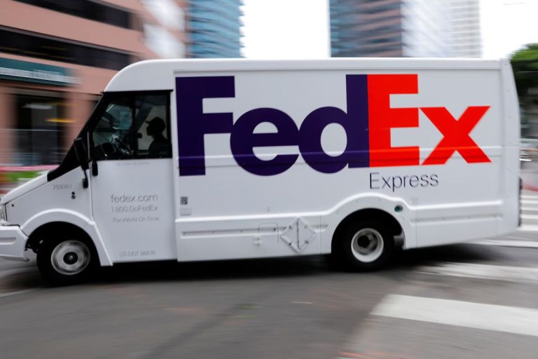 FedEx: Δεν φεύγει από τη Θεσσαλονίκη – Τι αλλάζει πραγματικά στο «Μακεδονία»