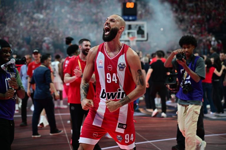 Ολυμπιακός πρωταθλητής Ευρώπης: Οι παίκτες που σήκωσαν για πρώτη φορά τη EuroLeague