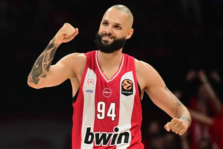 Ώρα Final Four: Πού θα δείτε τον ημιτελικό του Ολυμπιακού με τη Φενέρμπαχτσε στο T-Center