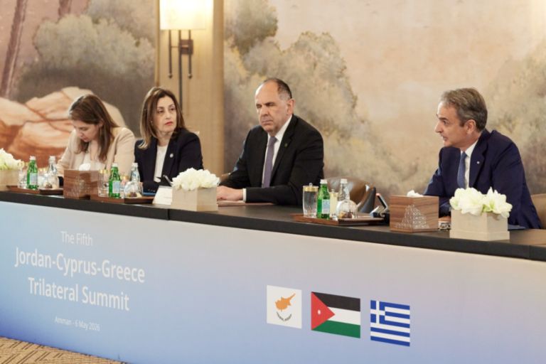 Γεραπετρίτης από Ιορδανία: Ύψιστης σημασίας η επικράτηση της διπλωματίας για τον πόλεμο στο Ιράν
