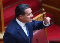 Άδωνις Γεωργιάδης κατά Γιάνη Βαρουφάκη: «Υιοθετείτε τουρκική προπαγάνδα για το Ισραήλ»