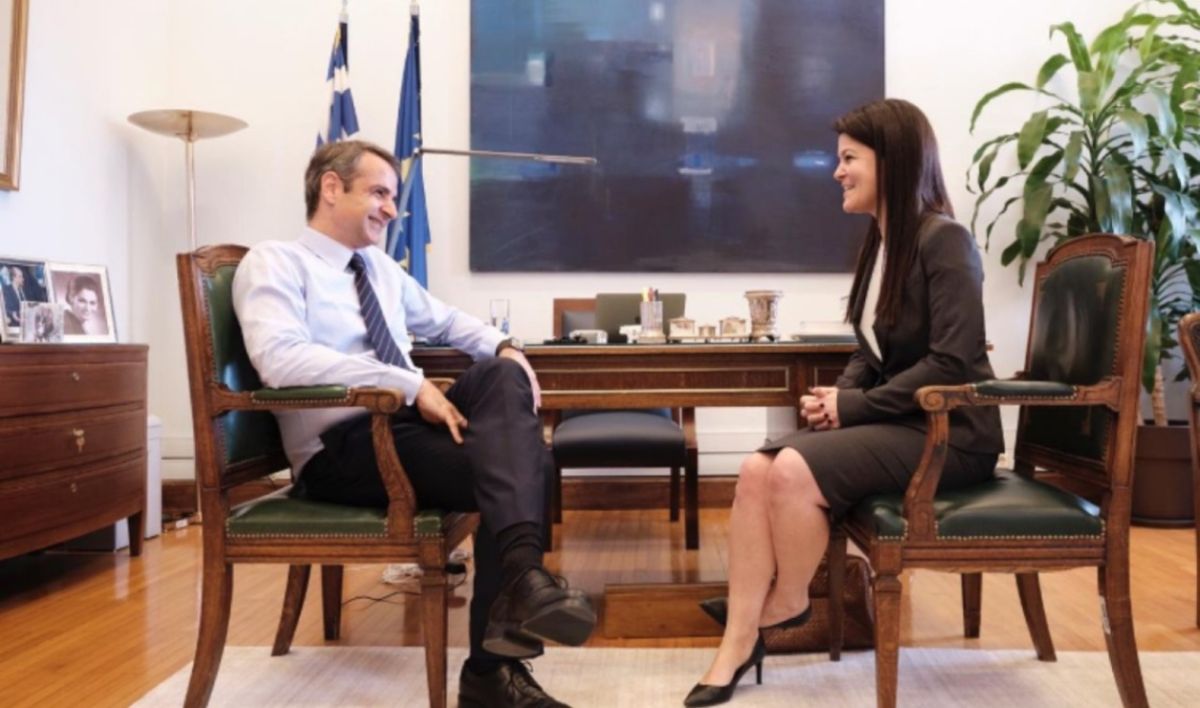 «Κονκλάβια και πολιτικοί εκβιασμοί»: Εκρηκτική αποχώρηση Γκελεστάθη από τη Νέα Δημοκρατία