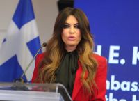 Κίμπερλι Γκίλφοϊλ: Σενάρια για επίσκεψη Τραμπ στην Αθήνα