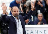 Ο Asghar Farhadi επέστρεψε στις Κάννες με νέο δράμα – Στο κόκκινο χαλί οι Isabelle Huppert, Vincent Cassel