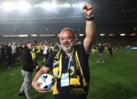 Ηλιόπουλος: «Ξυπνάει νέα μέρα για το ελληνικό ποδόσφαιρο»