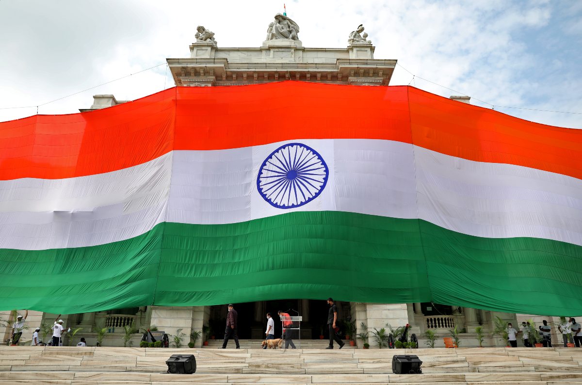Ινδία: Η νέα δεξαμενή ταλέντου στην τεχνητή νοημοσύνη και το στοίχημα των 200 δισ. δολαρίων