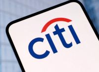 Citi: Γιατί το ρεύμα στην Ελλάδα θα μείνει ακριβό και ασταθές έως το 2030