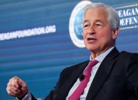 Τζέιμι Ντίμον: Η JPMorgan προειδοποιεί για το mega project στο Λονδίνο αν φύγει ο Στάρμερ