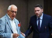 «ΚΥΝΗΓΟΥΝ» ΤΟΝ ΑΝΔΡΟΥΛΑΚΗ! Μαξίμου και Κακλαμάνης ζητούν έρευνα για τη διαρροή-φωτιά