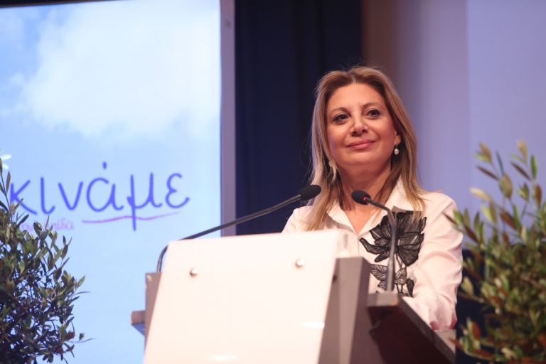 «Ελπίδα για τη Δημοκρατία»: Η Μαρία Καρυστιανού περνά στην πολιτική αντεπίθεση»