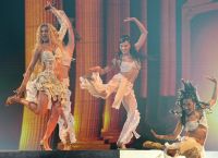 Eurovision 2026: Όρθιο όλο το στάδιο με την Κύπρο – Η Antigoni ξεσήκωσε τη Βιέννη με το «JALLA»