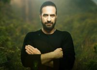 Συνελήφθη πρώην παίκτης του Survivor: Tο κυνήγι & η επίθεση σε ανήλικο που μπήκε στο μαγαζί του για να κλέψει
