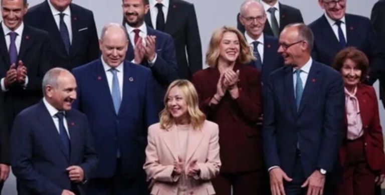 Europe Closes Ranks as Trump Shakes NATO and Trade—Emergency Diplomacy Across Three Capitals